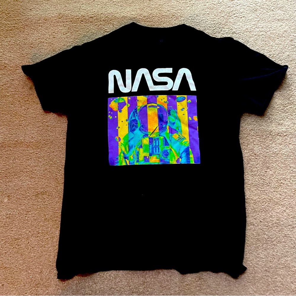 Funky Retro NASA tee